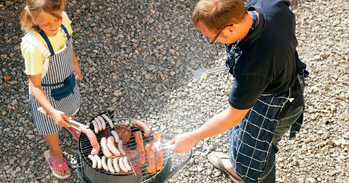 Grilling with Children at Zion River Resort