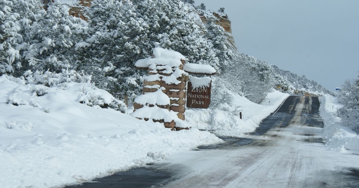 Can You Go To Zion In The Winter?